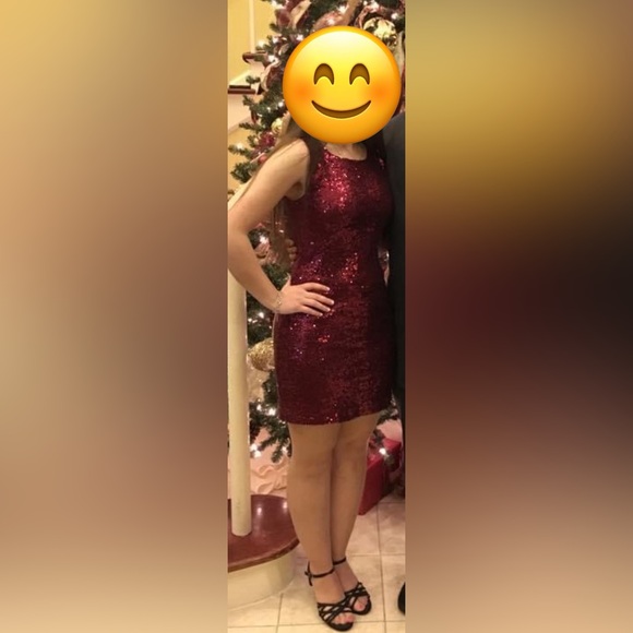 Red Sequined Mini party dress size medium - Picture 3 of 3